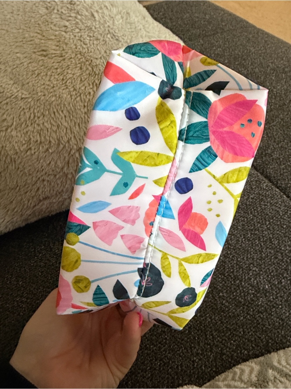 Clinique Floral Cosmetic Bag In White With Pink & Blue View 6